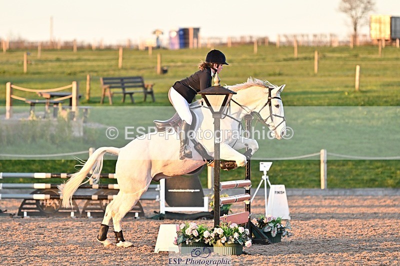 250401-192655-01013 - 90cm Classes