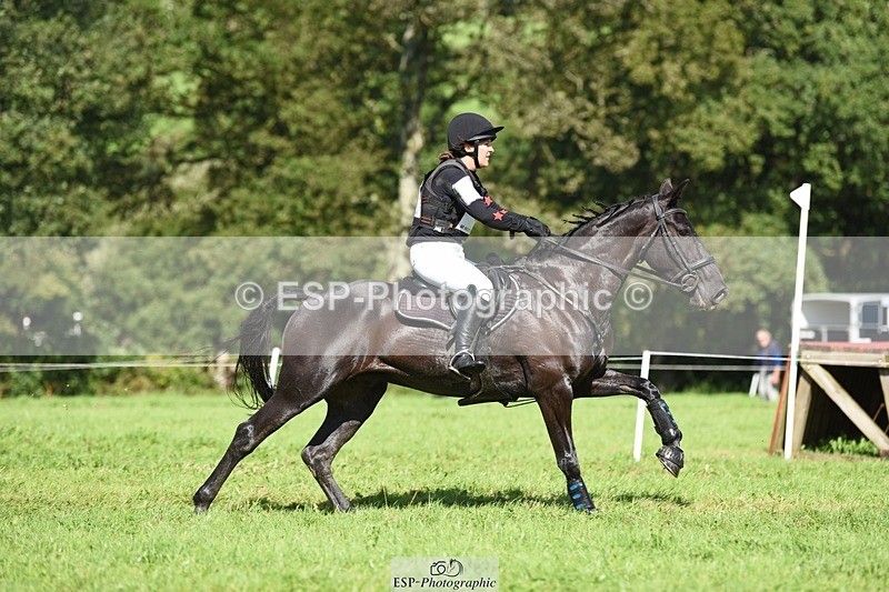 230820X-111120-1173 - BE90 XC 09.40 to Rider 151 at 11.44