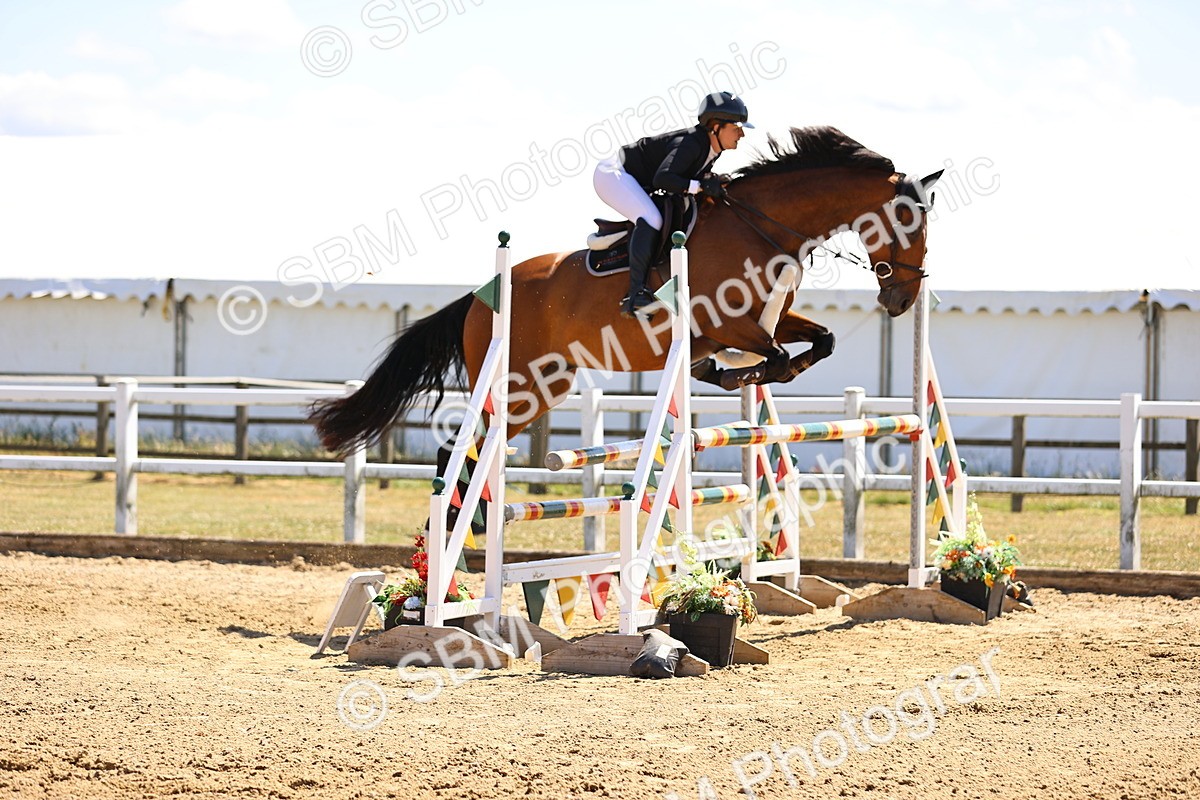 SBM_015014 - Class 15 - Senior Newcomers - 1.10m Open