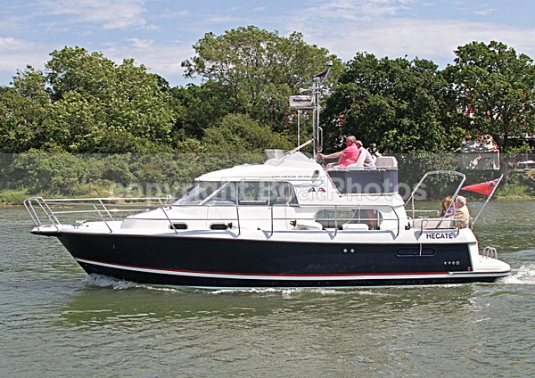 100613 HECATE IMG_2141 - Motorboats - Hardtop