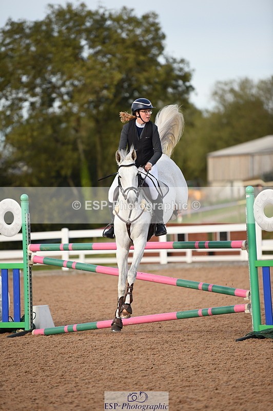 231015A-164030-09358 - Cls 27 1.10m Amateur Q 2nd R