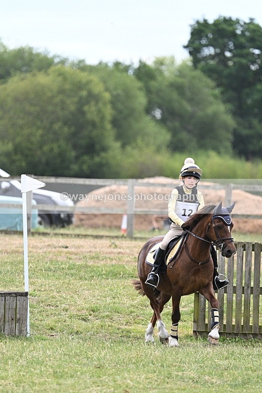 WJ7_4922 - 60cm XC Time 09:58 to 10:16