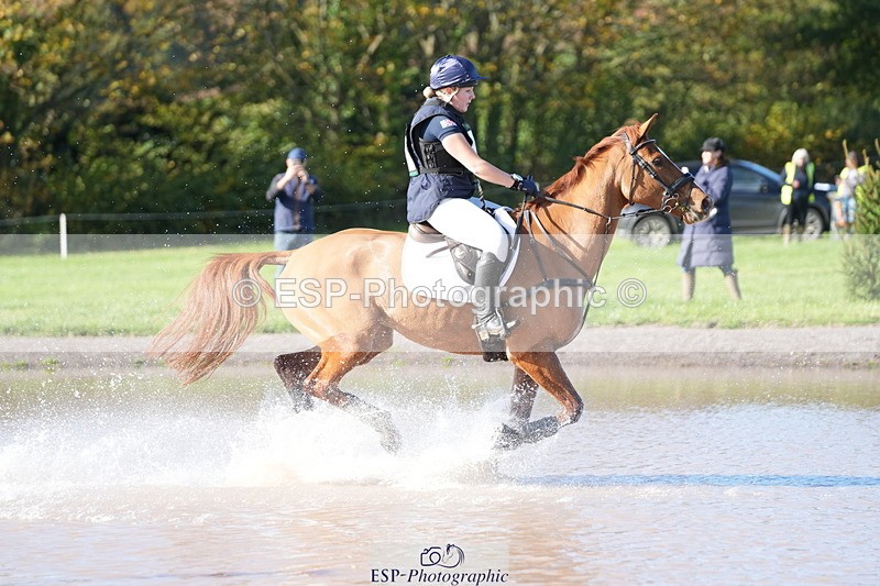 251024A-122311-08755 - B-128-Holly.Law