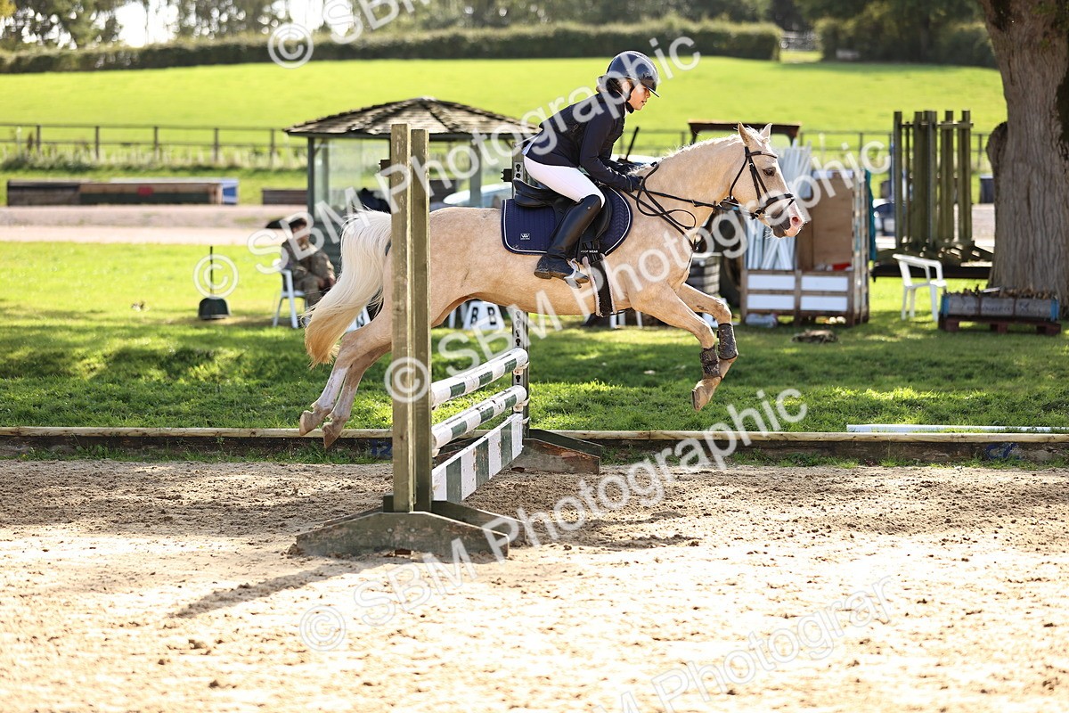 SBM_46088 - J9 - Junior Pony 70cm Championship