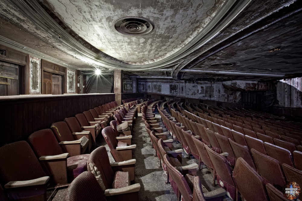 Victory Theatre (Holyoke MA) | Lower Level Seating Profile - The Victory Theatre