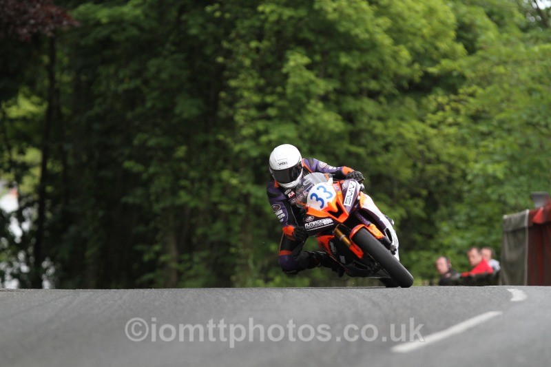 Oliver Linsdell Flitwick Yamaha / SMV / Steve Bond - Monster Energy Supersport Race 1