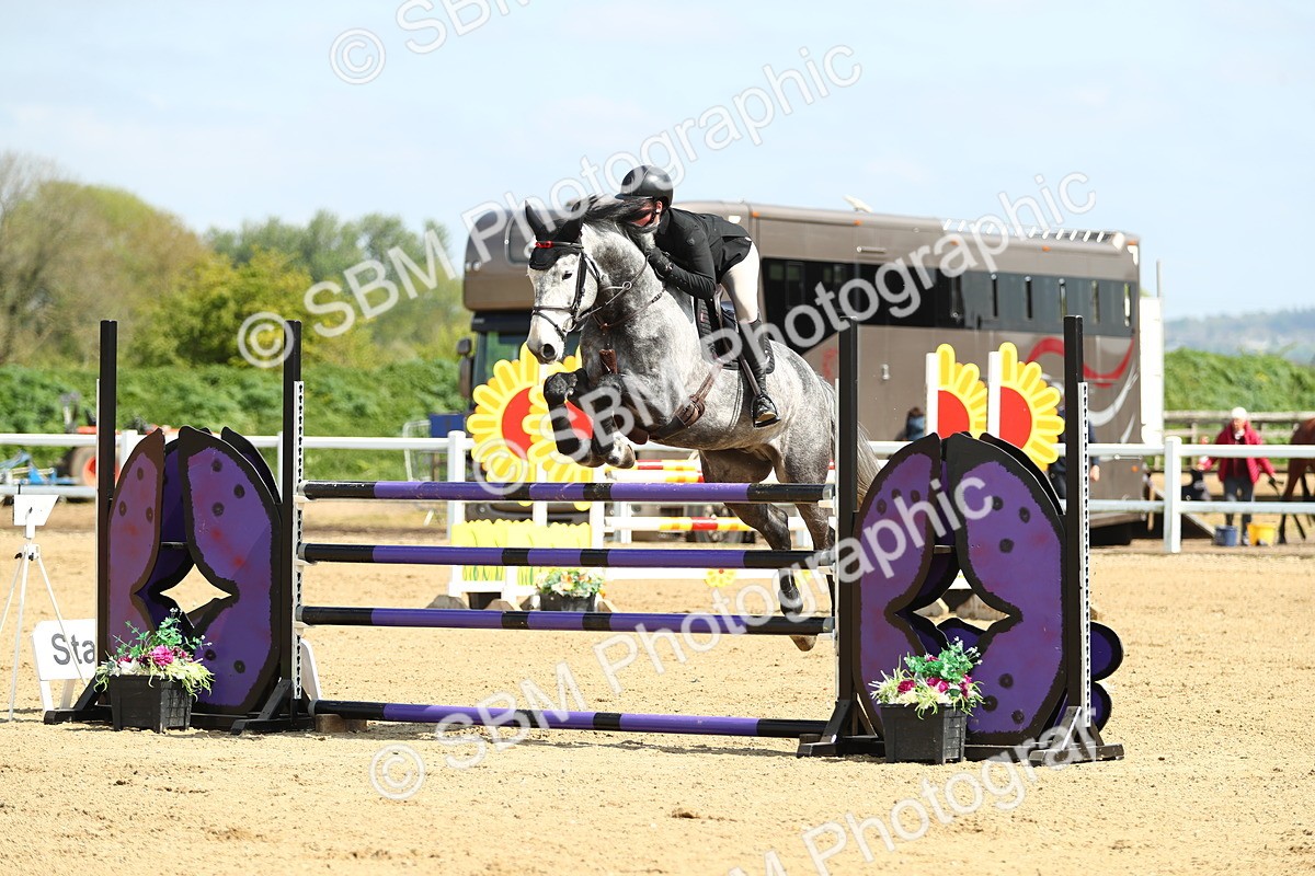 SBM_001307 - Class 5 - Senior Foxhunter 1.20m