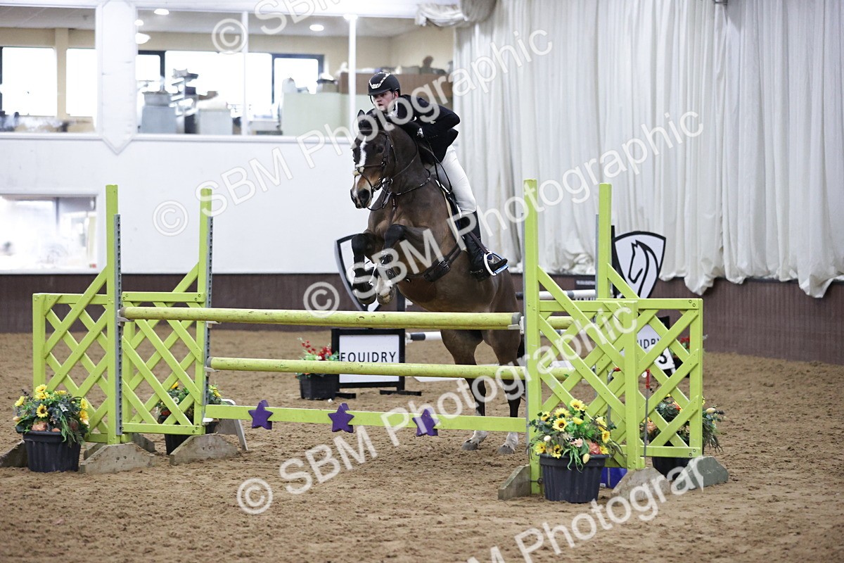 SBM_001371 - Class 4 - Senior Newcomers/ 1.10m Open