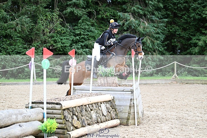 241117-134051-04244 - Cls 3 90-95cm 13.00 to 14.00