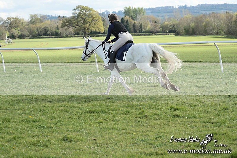 PtP 210425  1353 - Paxford Races Easter Monday 21/04/25