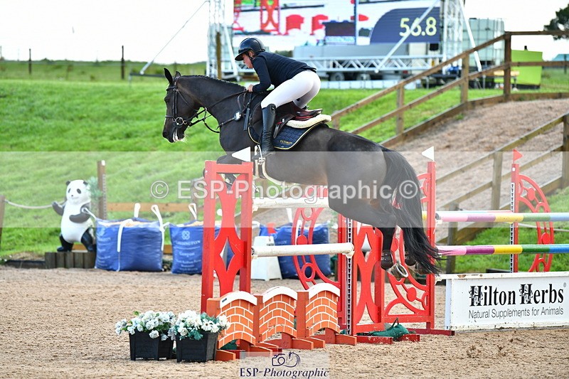 230723A-094714-10654 - Cls 4, 2 Star Small 1.30m