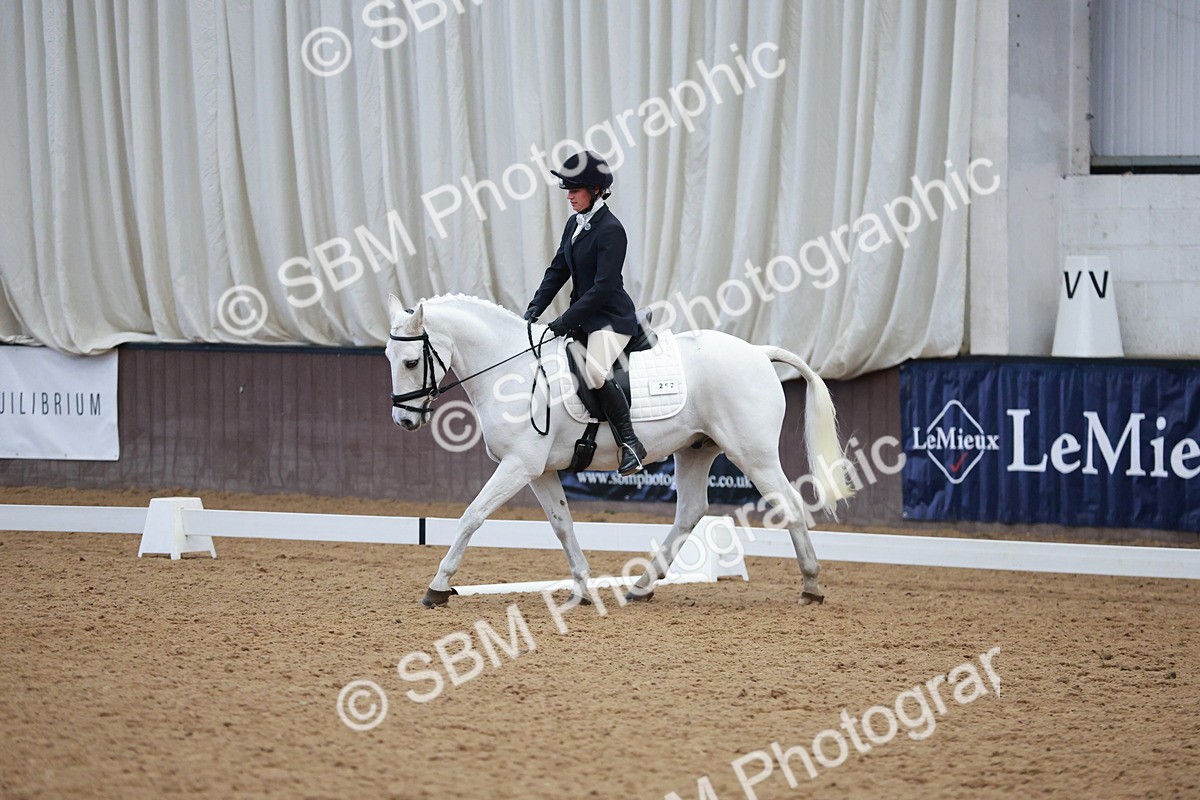 SBM_004033 - Class 2 - Novice 2020