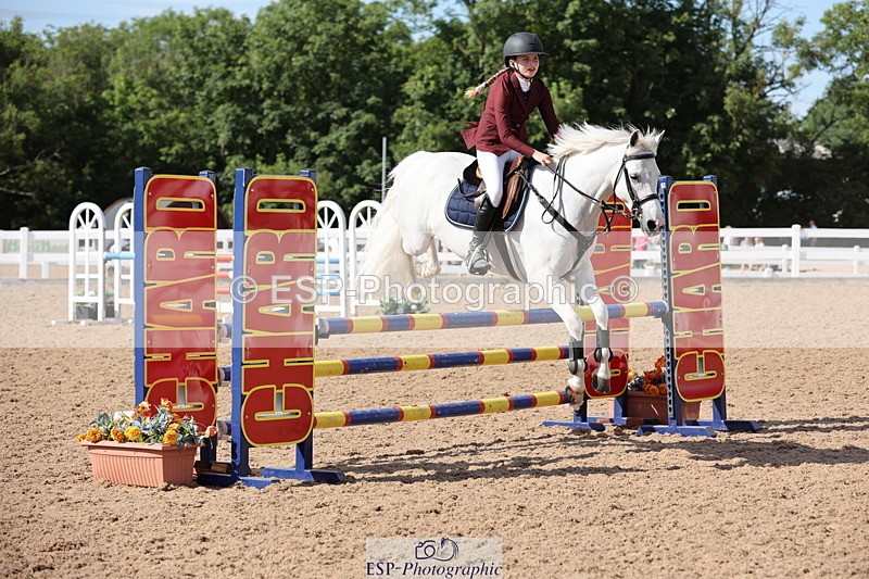 240629A-170429-08251 - Cls 13 Stepping Stones 128cm + 138cm