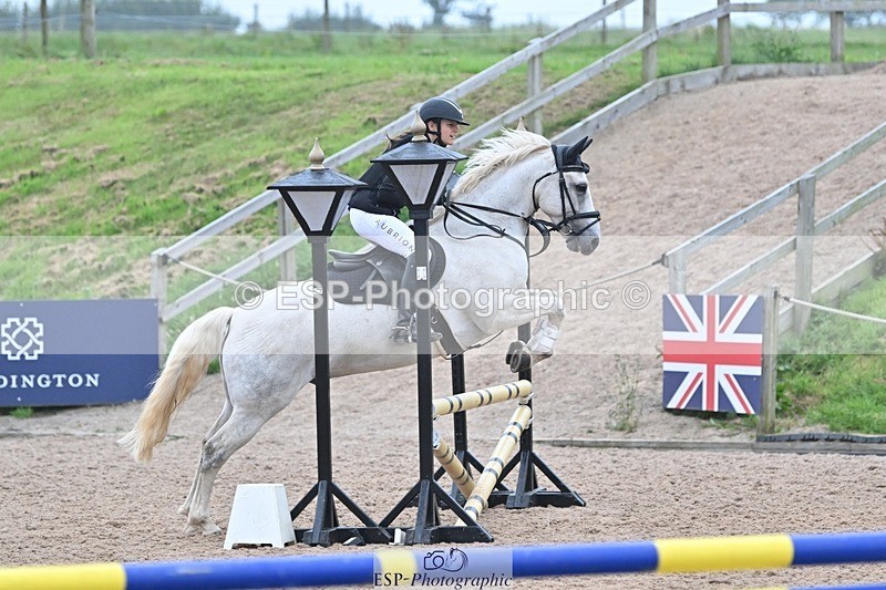 240813-190016-00825 - Classes 5 A&B & 6 80cm