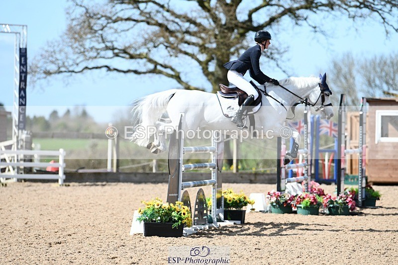 250328-131411-01175 - Cls 3 Snr Foxhunter