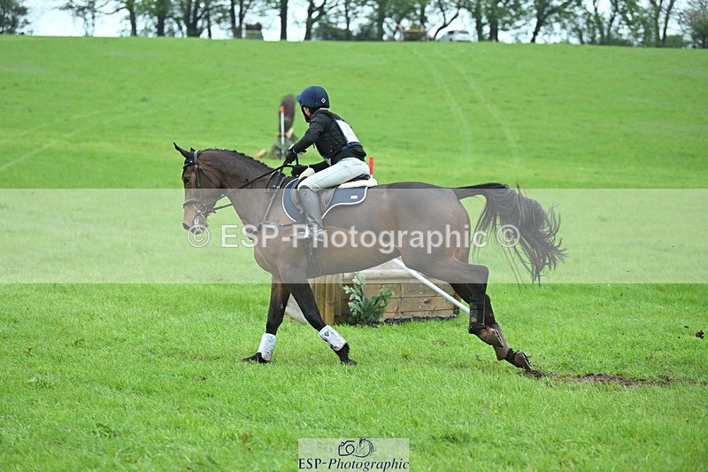 250419-102320-07944 - 420-Fiona.Jones-ABBY.VD.BERGHOEVE.Z