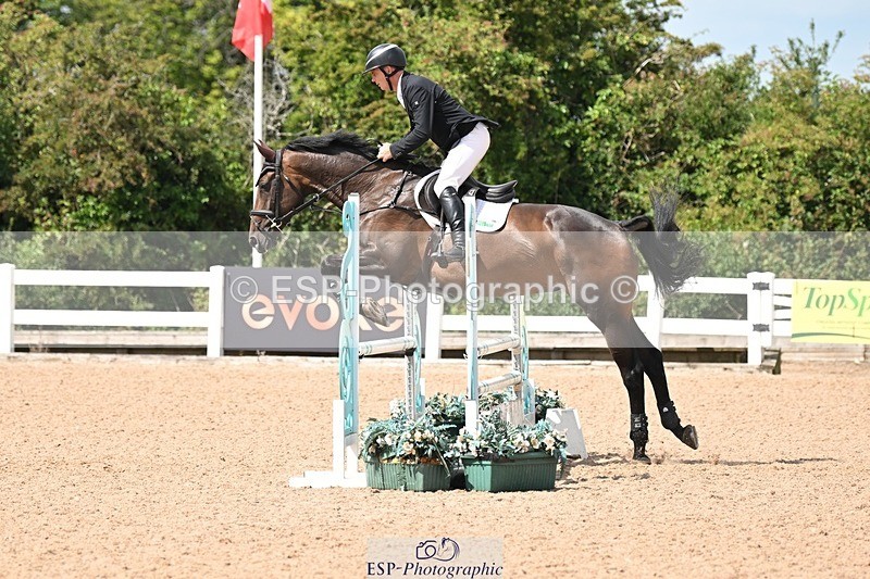 250723-113941-00386 - Cls 1 British Novice and 90cm