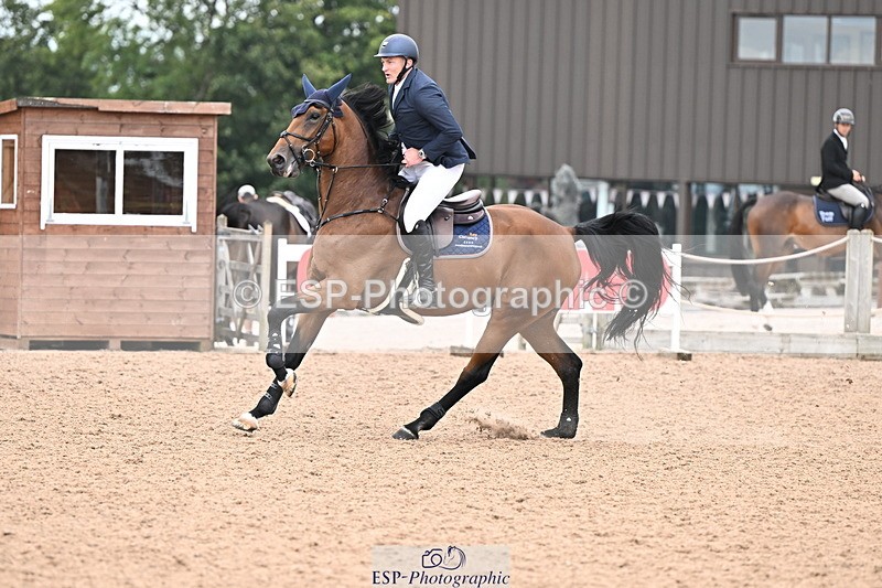 240828A-163310-01379 - Cls 5 Snr Foxhunter and 1.20m Open
