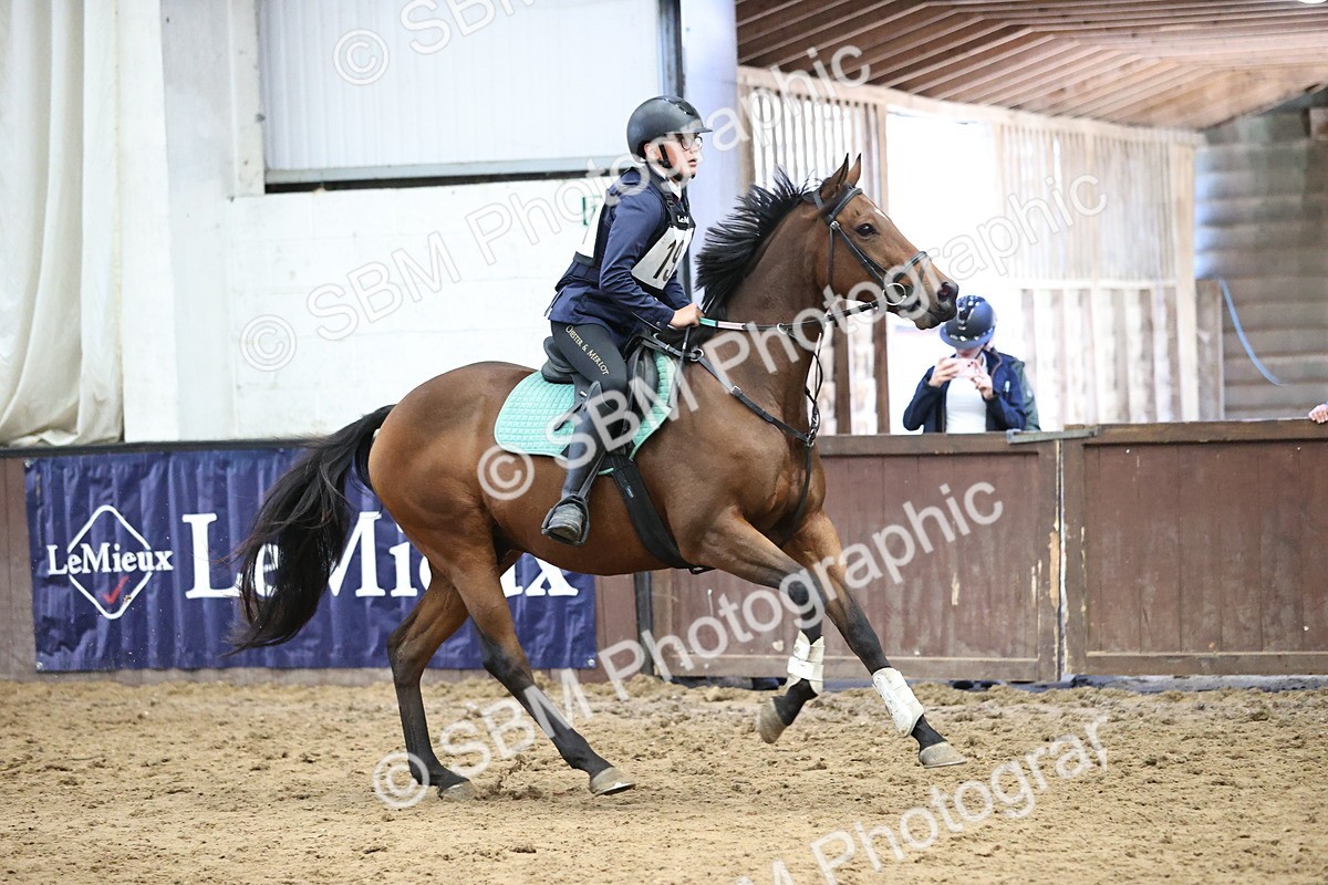 SBM_001642 - Class 5 - Henlow Veterinary Hospital 70cm