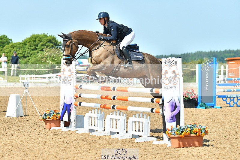 230609A-105701-00190 - Cls 1 Snr 1.05m & 1.10m Open