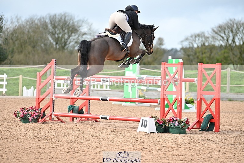 240315A-125350-01068 - Cls 3 Snr Foxhunter