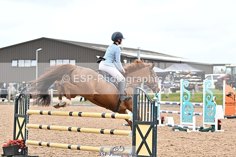 250414-120428-00802 - 1.10m Round 1