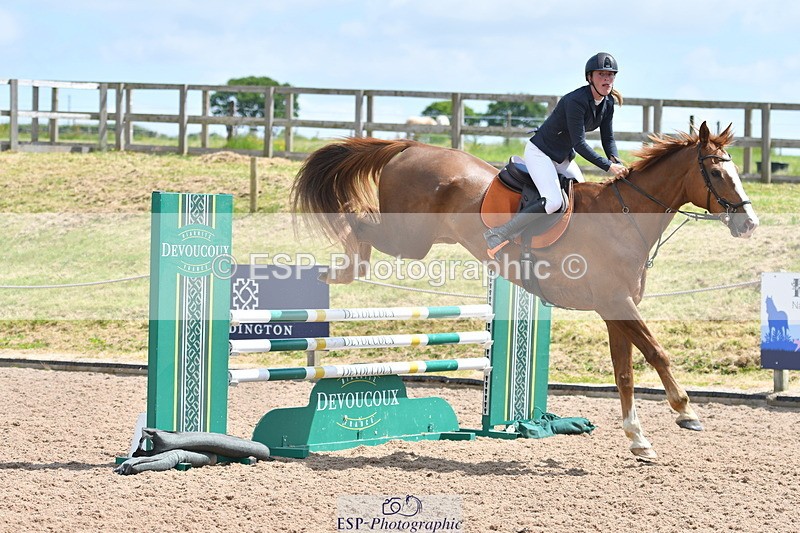 240609A-111826-04500 - Cls 17 Snr 1.05m Open