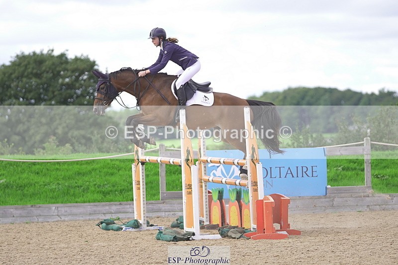 230806A-123122-01991 - Cls 14 Snr Foxhunter & 1.20m Open