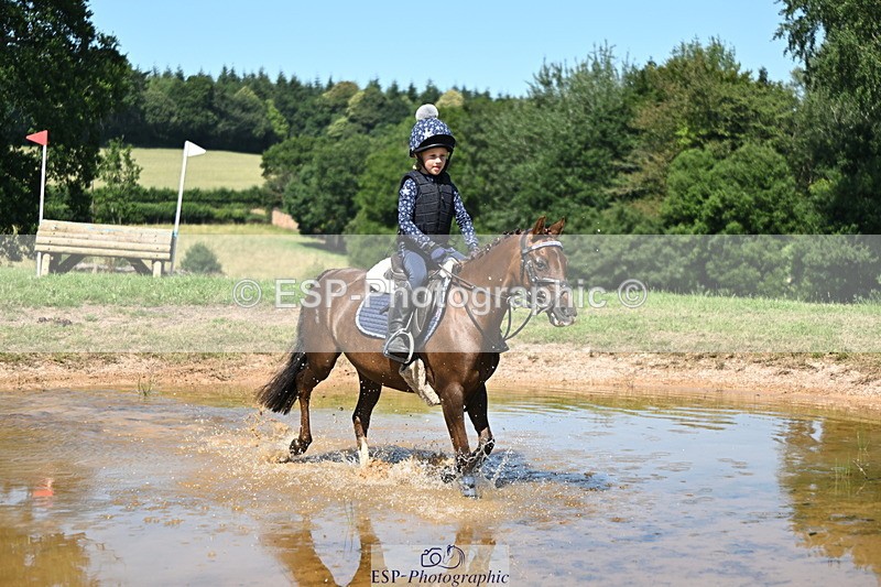 240729B-145852-02895 - Abbie's Group XC