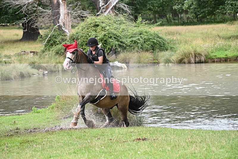 WJ7_2282 - Time at Water 11:14 to 11:36