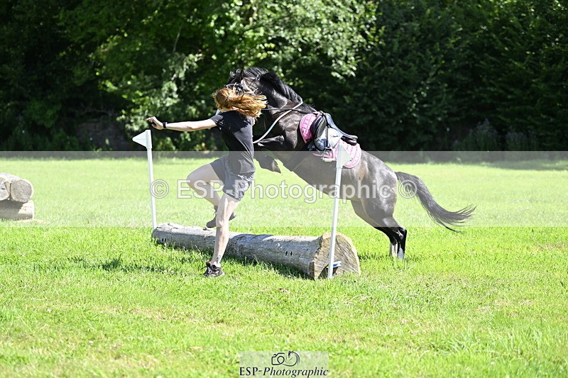 240728B-104143-00671 - Theo's Group XC