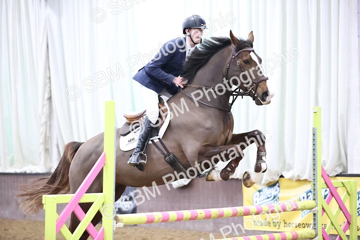 SBM_002018 - Class 10 - Senior Newcomers - 1.10m