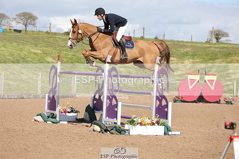 240419A-160024-09093 - Cls 10, 2 Star Big Tour 145cm  15.45 to 16.35 break