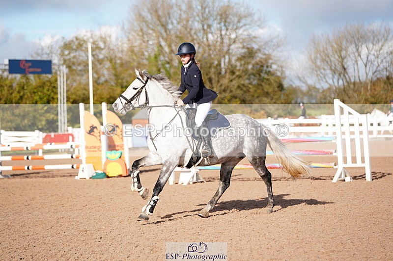 241027A-110100-02354 - SUN Cls 5 Pony Discovery and 90cm Open