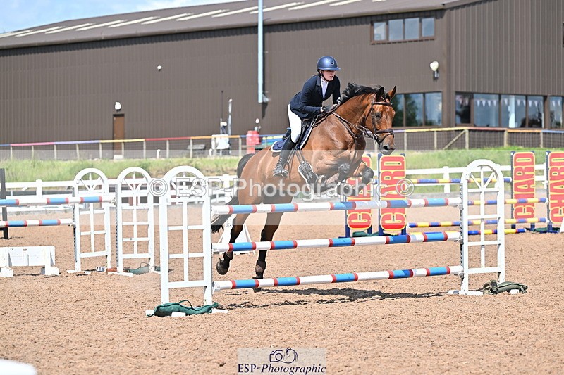 240619A-153311-00861 - Cls 5 Snr Foxhunter and 1.20m Open