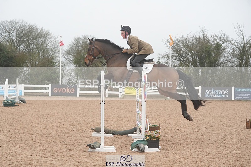 260315-135222-06359 - Cls 36 1.05m Amateur Quali