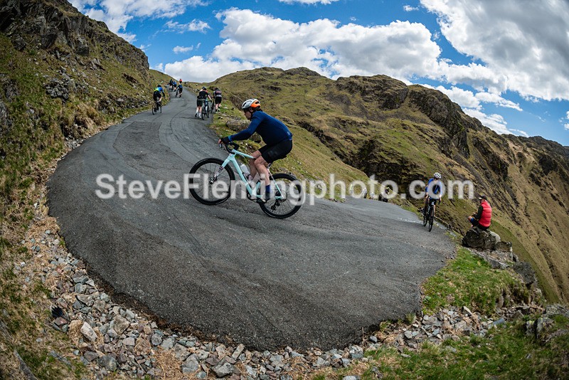 135437 - Hardknott Hairpin 13.00 - 14.00