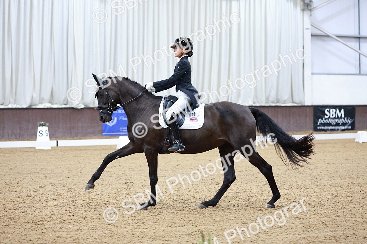 SBM_021207 - Class 14 - FEI Grand Prix - 17.40-18.34