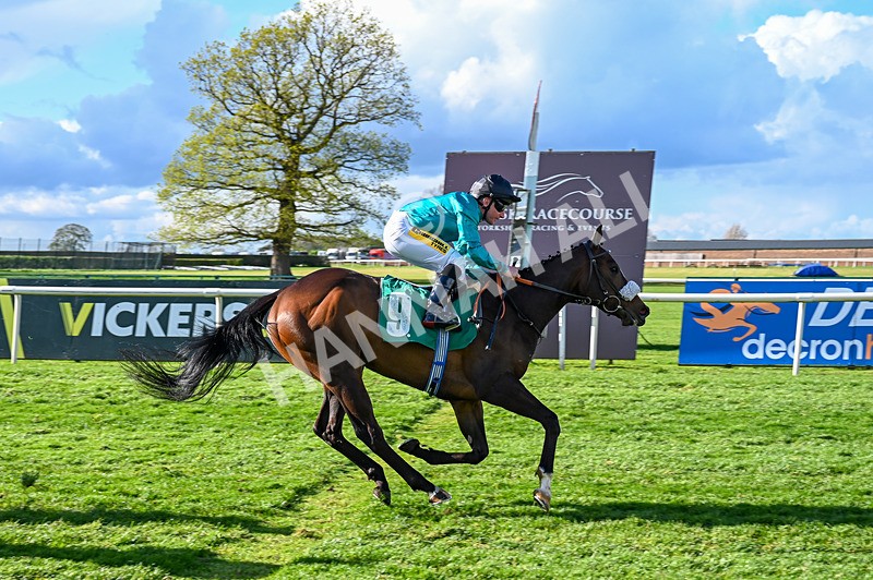 180426-Race 7-Simplify-2826 - Race 7