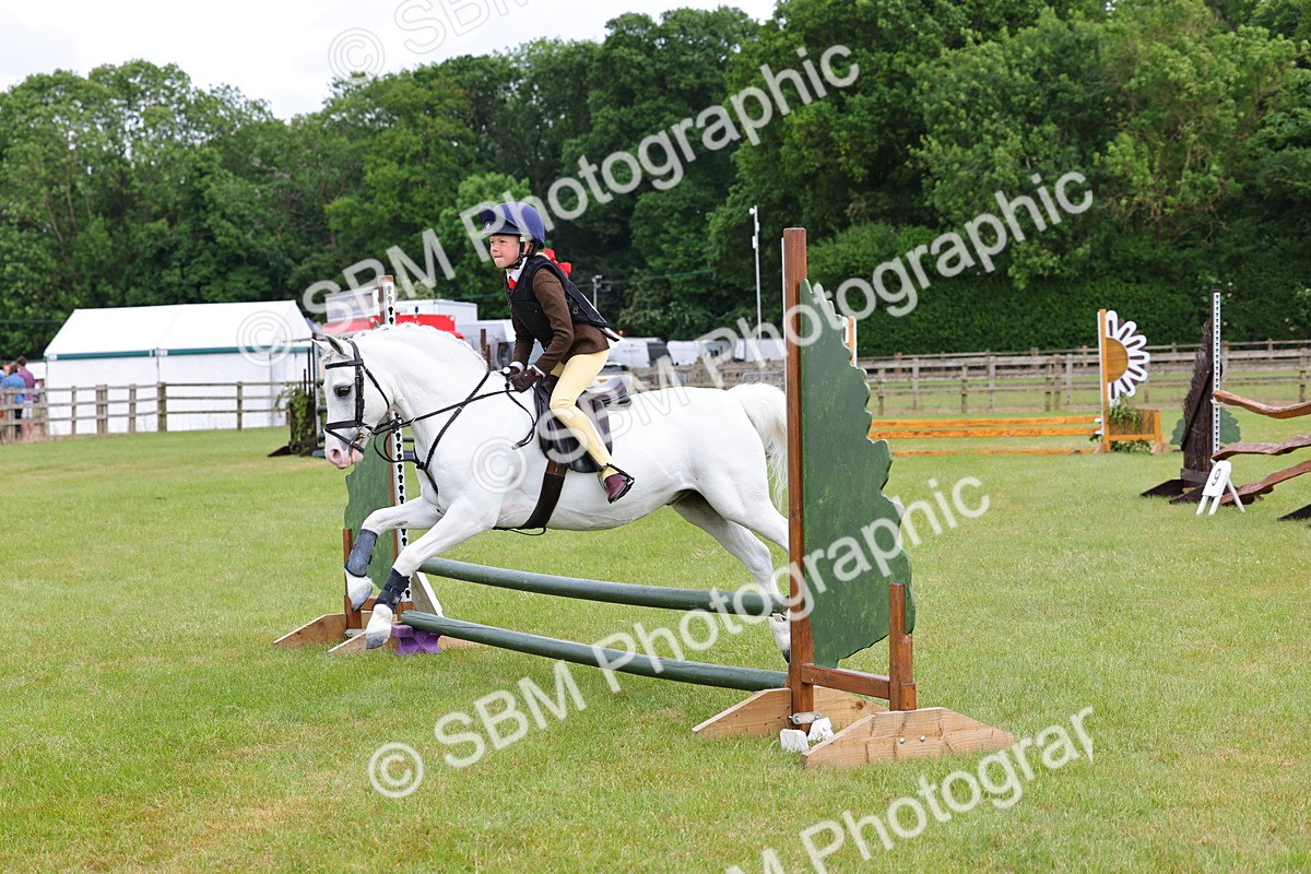 SBM_09566 - Class 44-45 - LIHS BSPS Open Nursery and Cradle Stakes