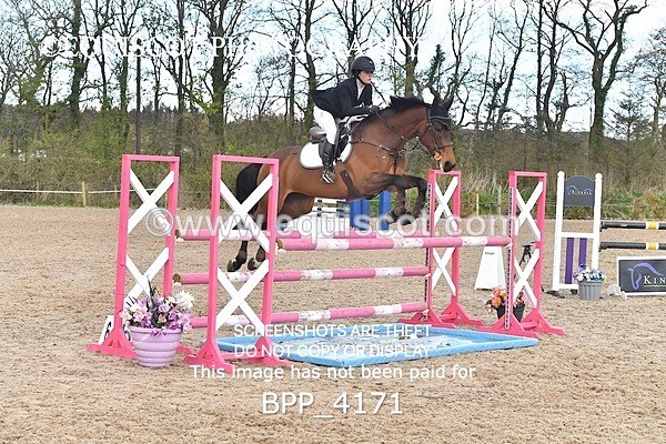 BPP_4171 - CLASS 6 FRI Senior Newcomers/ 1.10m Open