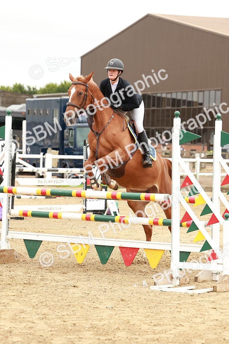 1I0A7855 - Class 4 - Senior Newcomers 1.10m