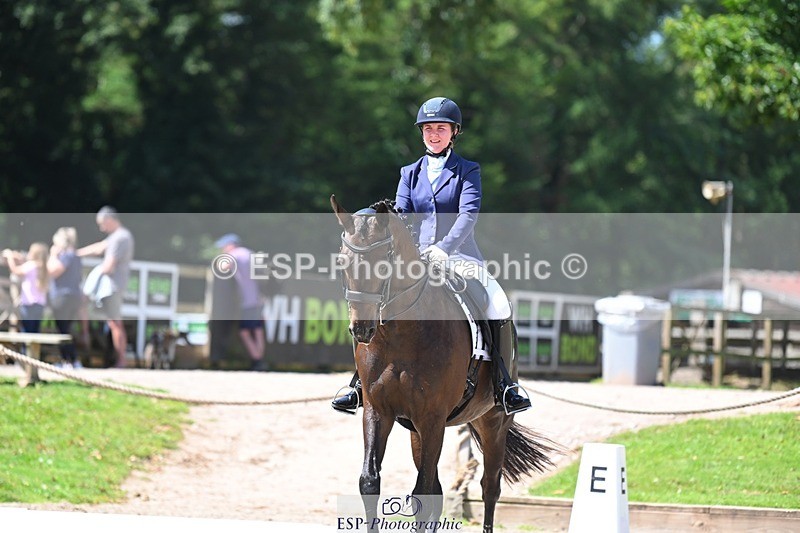 230811-121755-01233 - Cls 4 Adv Medium Silver