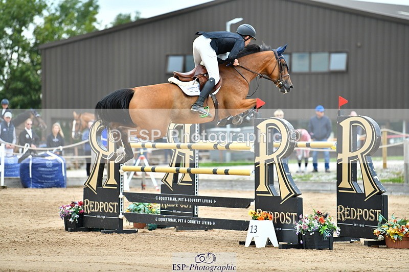 230720A-151700-03790 - Cls 9, 2 Star Big 1.40m Start to break