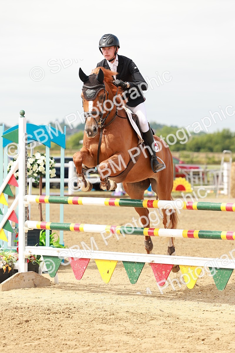 SBM_016929 - Class 20 - Senior Newcomers - 1.10m