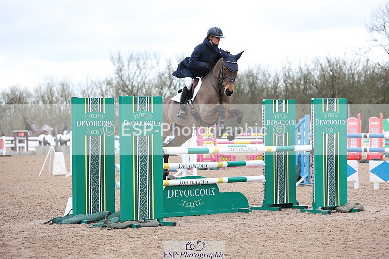 240223A-130740-01372 - Cls 5 Newcomers and 1.10m Open