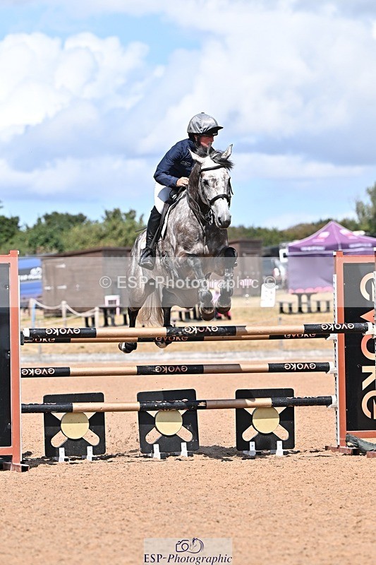 260819-142641-01086 - Cls 6 Foxhunter and 1.20m