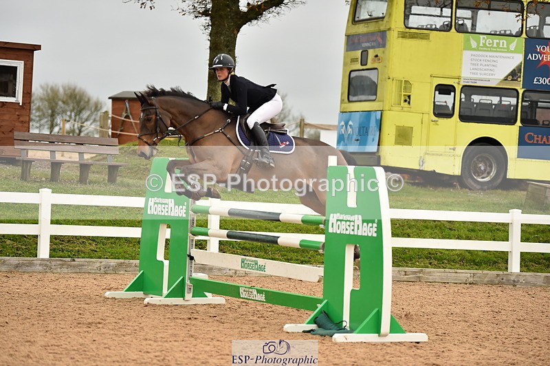 231122A-140844-00588 - Cls 5 Foxhunter & 1.20m Open