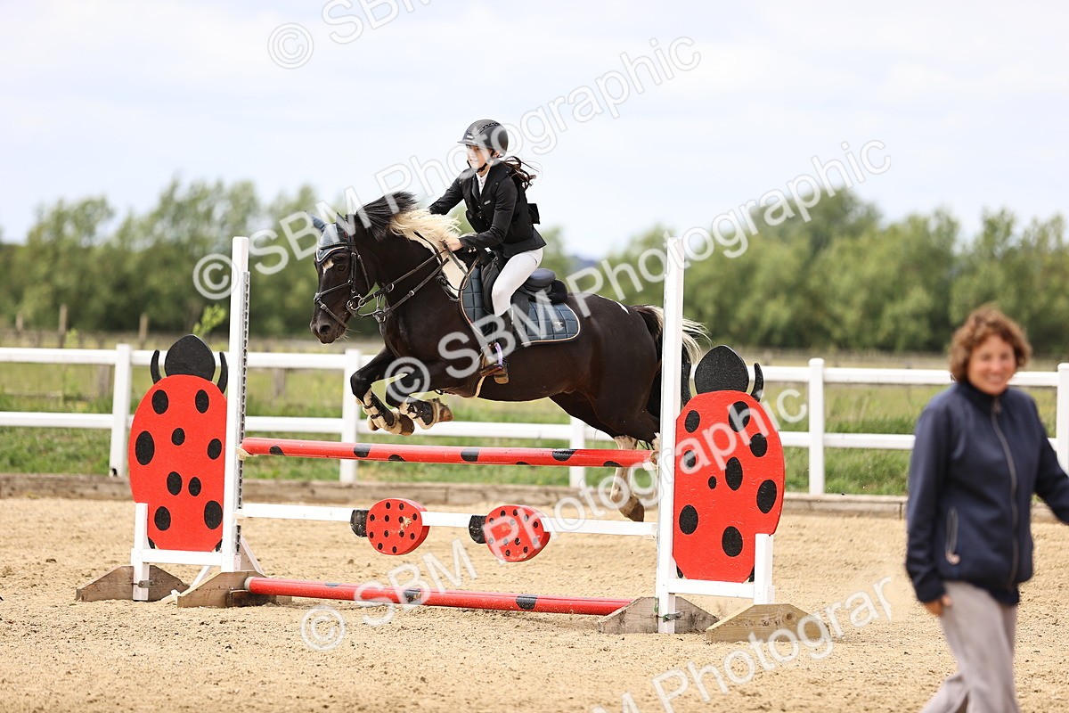 SBM_000052 - Class 3 - 90cm showjumping