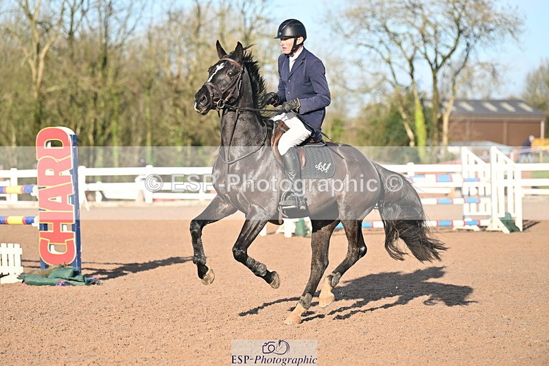 231210A-131822-02547 - Cls 20 Newcomers & 1.10m Open